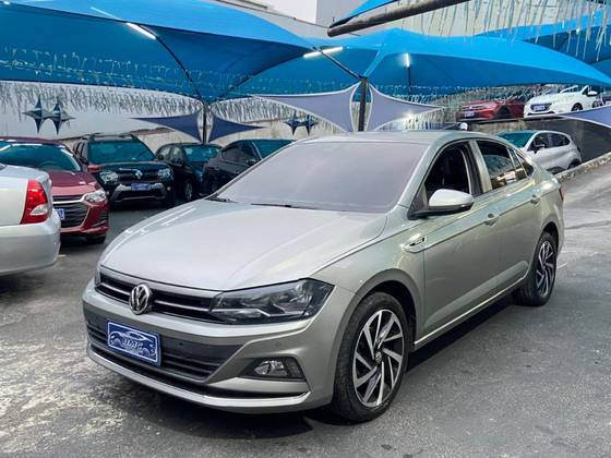 VOLKSWAGEN VIRTUS 1.0 200 TSI HIGHLINE AUTOMÁTICO
